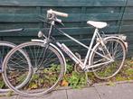 Vintage Peugeot sportfiets, Ophalen