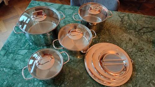 WMF pannenset 5-delig RVS, Huis en Inrichting, Keuken | Potten en Pannen, Zo goed als nieuw, Pannenset, Rvs, Ophalen of Verzenden