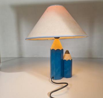 Vintage jaren 80 houten potlood lamp pop art tarogo. beschikbaar voor biedingen