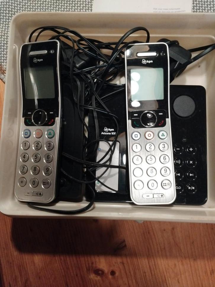 KPN Arizona 935 Draadloze Telefoons - Set van 2, Telecommunicatie, Vaste telefoons | Handsets en Draadloos, Gebruikt, 2 handsets