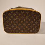 Louis Vuitton Mono Nice Beauty Case 2005, Louis Vuitton, Gebruikt, Support@louisvuitton.com, 2 Rue du Pont Neuf
75001 Paris
France