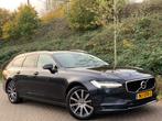 Volvo V90 2.0 D3 Momentum AUT FULL OPTION / INC BTW & BPM 15, Euro 6, Blauw, Diesel, 22 km/l