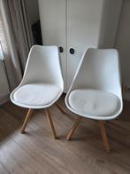 Eetkamer stoelen 2 stuks gratis afhalen, Huis en Inrichting, Barkrukken, 2 krukken, Ophalen, Gebruikt, 60 tot 90 cm