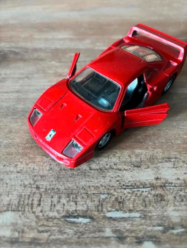 Rode Ferrari Modelauto 1:39, Hobby en Vrije tijd, Modelauto's | 1:18, Gebruikt, Auto, Overige merken, Ophalen of Verzenden