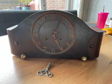Antieke Houten Schoorsteenklok / Pendule (Art Deco) beschikbaar voor biedingen