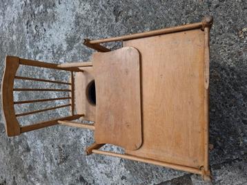Vintage Kinderstoel Oud Grenen beschikbaar voor biedingen