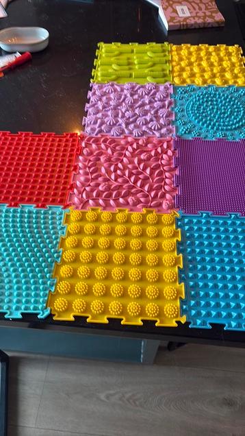 Sensorische vloermatten beschikbaar voor biedingen