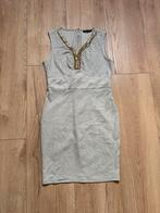 Drôle de copine Jurk Grijs Goud Diamantjes Feest Dames, Kleding | Dames, Jurken, Maat 38/40 (M), Ophalen of Verzenden, Zo goed als nieuw