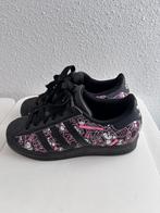 Adidas limited Edition, Adidas, Zwart, Ophalen of Verzenden, Sneakers of Gympen