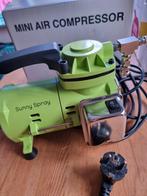 Sunny Spray mini air compressor voor tanning, taartdecoratie, Ophalen of Verzenden, Zo goed als nieuw, Minder dan 200 liter/min