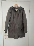 Mooie khaki groene parka warme winterjas, mt M, Maat 38/40 (M), Ophalen of Verzenden, Zo goed als nieuw, Groen