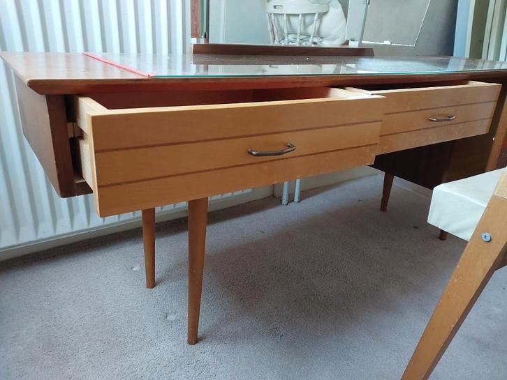 Kaptafel vintage, Huis en Inrichting, Overige Huis en Inrichting, Gebruikt, Ophalen