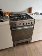 Smeg gasfornuis oven z.g.a.n., Witgoed en Apparatuur, Fornuizen, Ophalen, 4 kookzones, Zo goed als nieuw, Gas