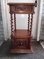 antiek nachtkastje, Ophalen