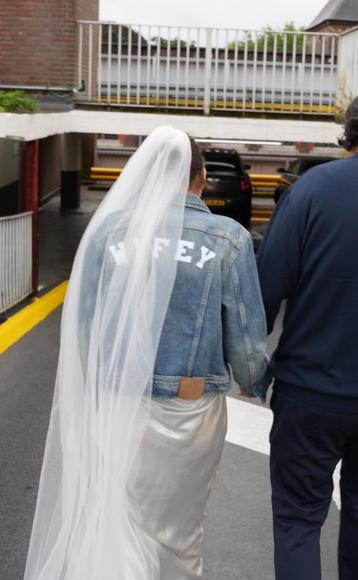 Spijkerjack jacket jasje vest M L Zara wifey op de rug nieuw beschikbaar voor biedingen