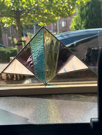 Glas-in-lood raamhanger geometrisch design vintage look.  beschikbaar voor biedingen