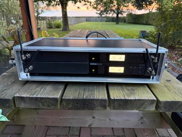 2x Shure BLX4R Draadloze Ontvangers in Flightcase beschikbaar voor biedingen
