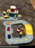 Fisher price little people vliegveld en autobaan, Kinderen en Baby's, Speelgoed | Fisher-Price, Ophalen, Gebruikt, Speelset