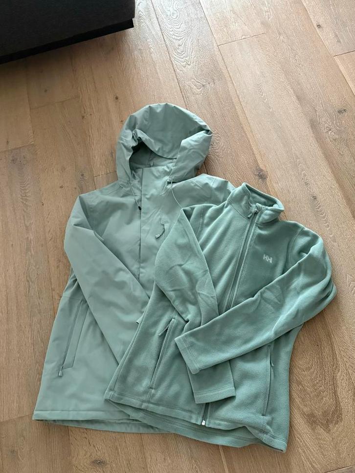 Burton snowboardjas dames mt L + Helly Hansen Fleece vest, Kleding | Dames, Wintersportkleding, Zo goed als nieuw, Jack, Ophalen