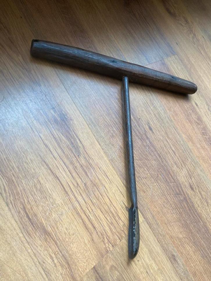 Oud Klompenmakersgereedschap - Holbeitel, Antiek en Kunst, Antiek | Gereedschap en Instrumenten, Ophalen of Verzenden