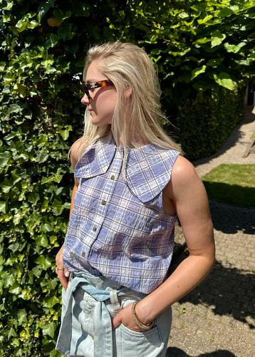 * GANNI * Nieuw van € 145 voor € 45! Mouwloze blouse. beschikbaar voor biedingen