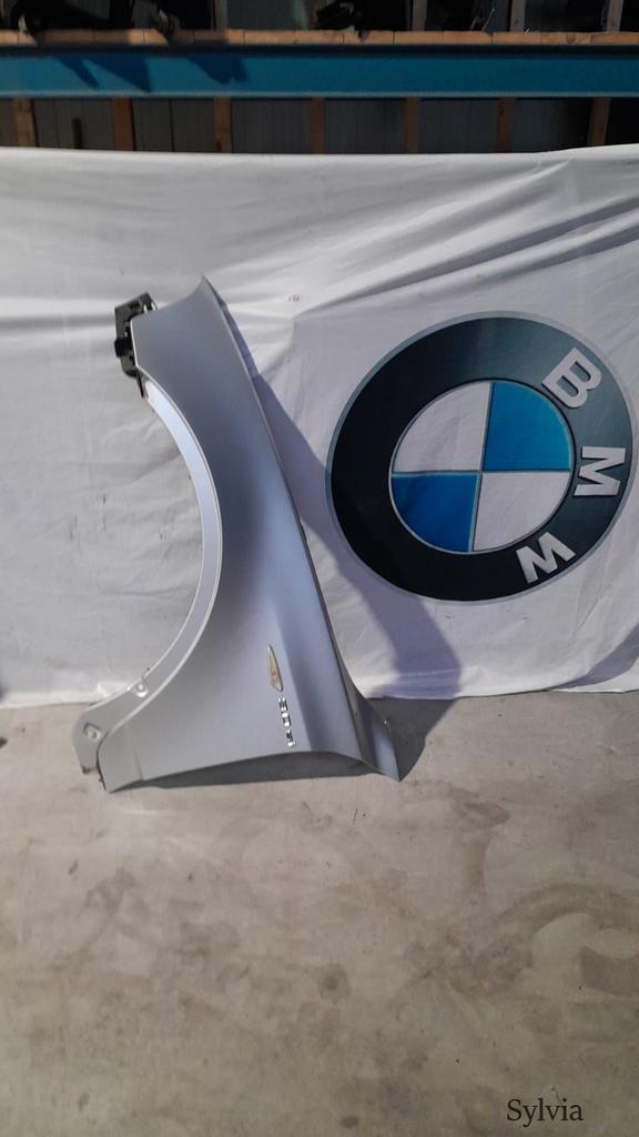 Voorscherm Spatbord Links BMW X3 E83 LCi Titansilber met. 35, Auto-onderdelen, Carrosserie en Plaatwerk, Spatbord, Gebruikt, Ophalen of Verzenden