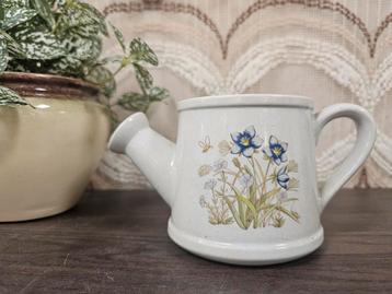 Wildflower kleine gieter blauwe bloemen  beschikbaar voor biedingen