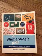 De Numerologie Gids - Ontdek de kracht van getallen!, Boeken, Ophalen of Verzenden, Gelezen, Spiritualiteit algemeen, Achtergrond en Informatie