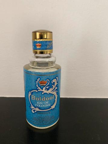 Voldoet eau de Cologne. Imperial.  beschikbaar voor biedingen