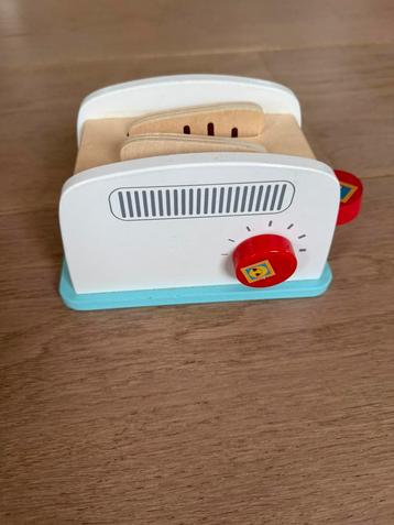 Houten broodrooster beschikbaar voor biedingen