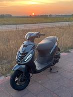 Zip 4t, erg snel!!, Fietsen en Brommers, Ophalen, Zip, Zo goed als nieuw, Benzine