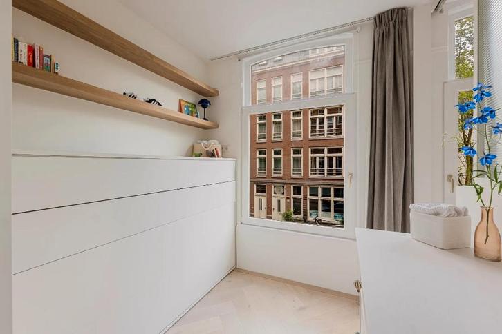 Modern Horizontal Fold-Down Wall Bed / Murphy Bed - white, Huis en Inrichting, Slaapkamer | Bedden, Zo goed als nieuw, Eenpersoons