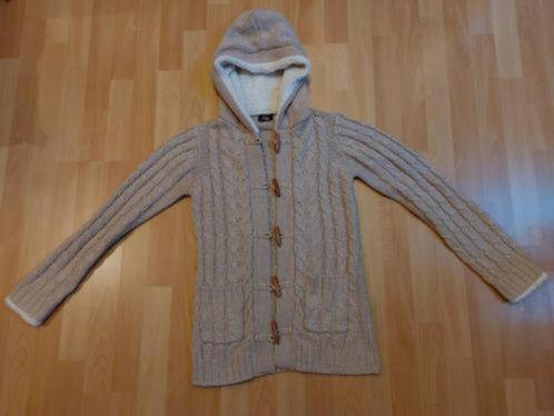 Beige gebreid vest, Kinderen en Baby's, Kinderkleding | Maat 158, Zo goed als nieuw, Meisje, Trui of Vest, Ophalen of Verzenden