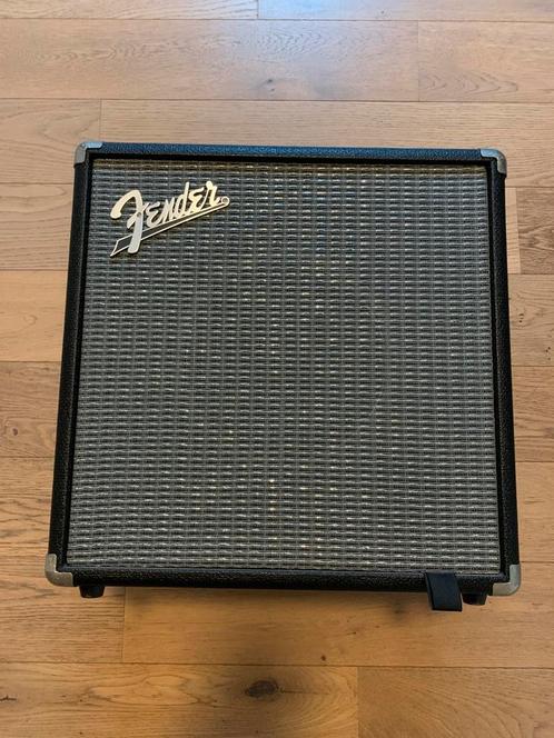 Fender Rumbles 25 basversterker, Muziek en Instrumenten, Versterkers | Bas en Gitaar, Zo goed als nieuw, Minder dan 50 watt, Ophalen