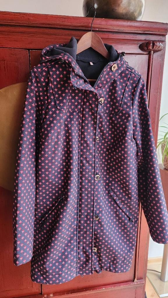 Blutsgeschwister softshell jas (42) zgan, Kleding | Dames, Jassen | Zomer, Zo goed als nieuw, Maat 42/44 (L), Blauw, Ophalen of Verzenden