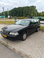 Volvo V70 Nwe APK 2.4 140PK 2000 Zwart, Auto's, Voorwielaandrijving, Stof, 1436 kg, Zwart