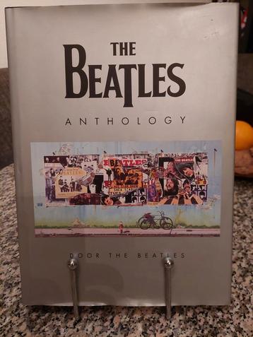 THE BEATLES ANTHOLOGY,  DOOR THE BEATLES.  beschikbaar voor biedingen