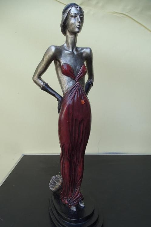 Dame "Night Out" , Art Deco beeld 1986, Antiek en Kunst, Kunst | Beelden en Houtsnijwerken, Ophalen of Verzenden