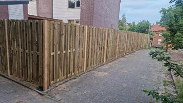 Full Service Schutting plaatsen op maat beschikbaar voor biedingen