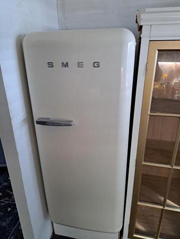 Retro SMEG Koelkast - Zo Goed Als Nieuw! beschikbaar voor biedingen