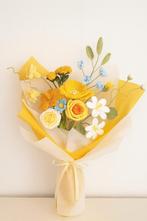 Handgemaakt Geel Bloemenboeket van Haakwerk, Ophalen of Verzenden, Nieuw, Binnen
