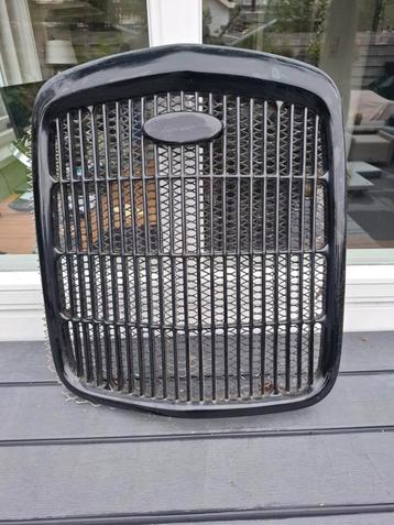 Originele zwarte grille Londense taxi beschikbaar voor biedingen