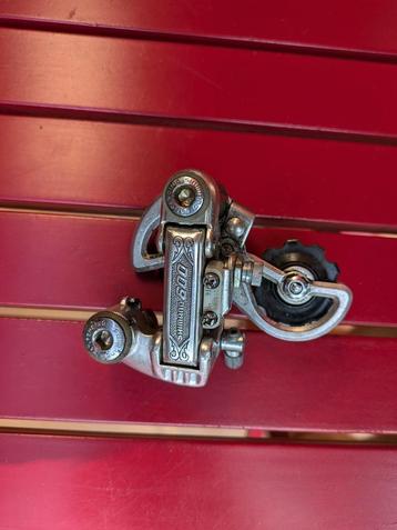 Shimano 600 achterderailleur  beschikbaar voor biedingen