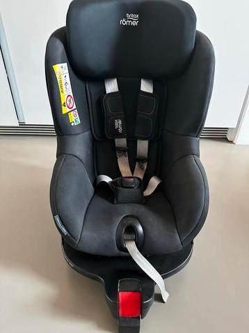 Britax Römer Dualfix M i-Size Autostoel beschikbaar voor biedingen