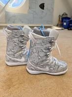 Unieke Nike Vapen snowboard schoenen. Met slangenprint, Ophalen of Verzenden, Gebruikt, Snowboots