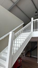 Kwart trap 3056 hoog dicht volledig hardhout, Doe-het-zelf en Verbouw, Ladders en Trappen, Ophalen of Verzenden, Zo goed als nieuw