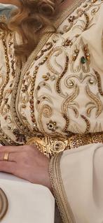 Prachtige 2-delige Takchita M/L, Maat 38/40 (M), Galajurk, Wit, Ophalen of Verzenden