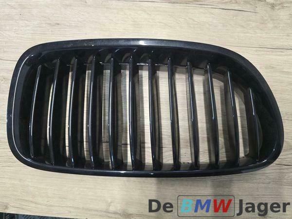 Grill rechts zwart BMW 5-serie F10 F11 51137200728, Auto-onderdelen, Carrosserie en Plaatwerk, BMW, Gebruikt, Ophalen of Verzenden