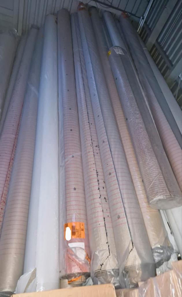 Nieuw tapijt op rollen - diverse kleuren, Huis en Inrichting, Stoffering | Vloerbedekking, Nieuw, Tapijt, Overige kleuren, minder dan 10 m²