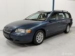 Volvo V70 2.4 Kinetic AUTOMAAT / YOUNGTIMER, Blauw, 2435 cc, Geïmporteerd, 750 kg